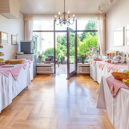 Hotel Alte Post 3*
