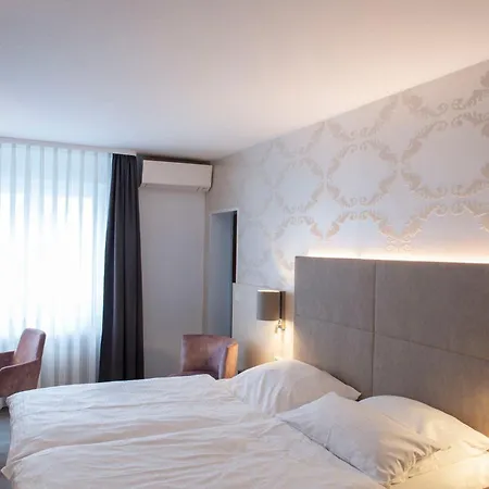 Alte Post Κρέφελντ