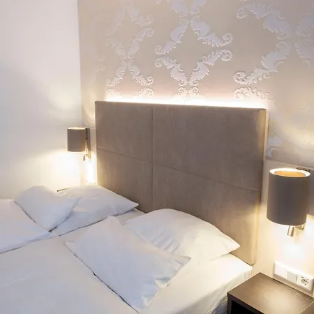 Alte Post 3* Κρέφελντ