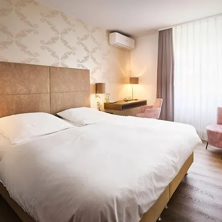 Alte Post Hotel 3*